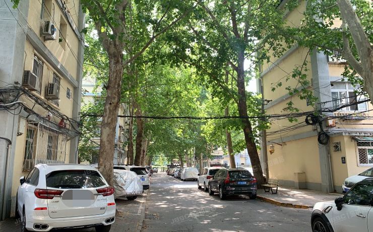 朝阳区 华严里5号楼2层3门206