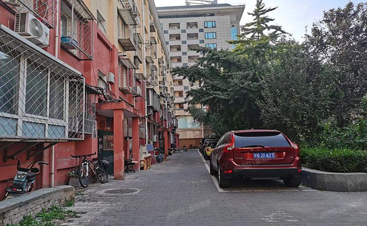 东城区 灯市口大街27号院1号楼2层3单元305号