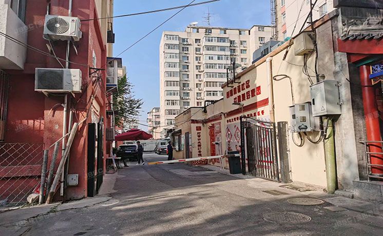 东城区 灯市口大街27号院1号楼2层3单元305号