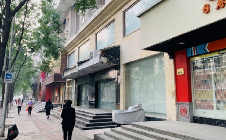 东城区 金宝街50-5幢1层  底商