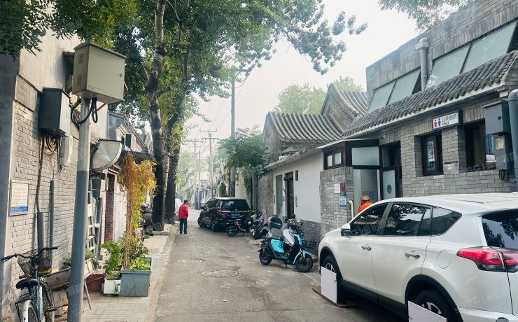 东城区 南板桥胡同9号1幢等7幢房产