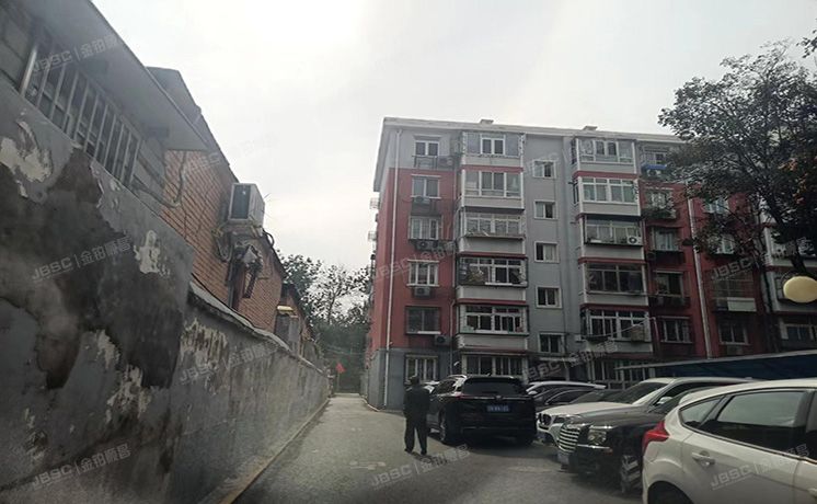 海淀区 复兴路81号院4号楼2层四单元201