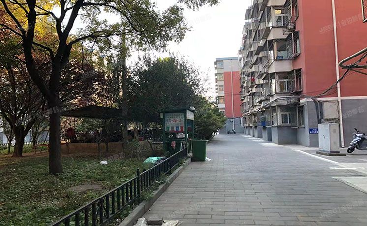 房山区 良乡月华东里5号楼6层1-162