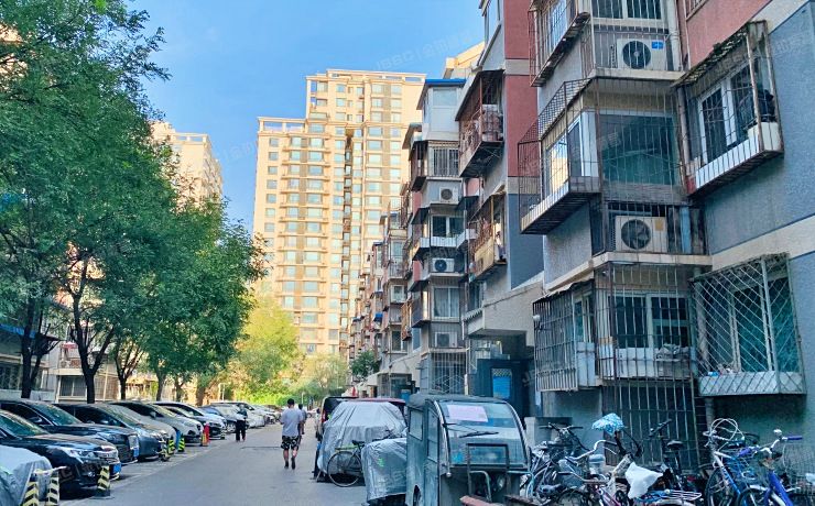 东城区 绿景馨园东区6号楼4层3单元344