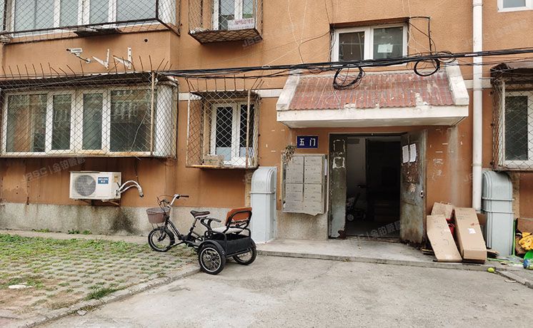 顺义区 樱花园三区18号楼1层五单元101