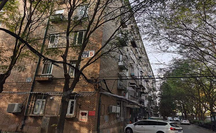 朝阳区 五建小区5号楼4层3单元10号