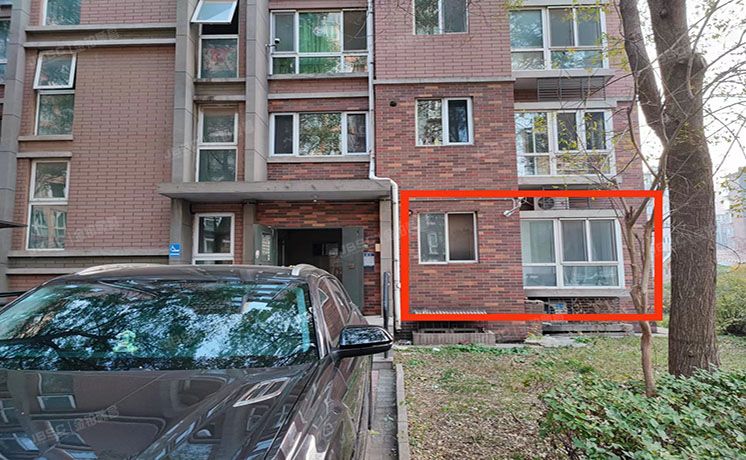 通州区 DBC加州小镇111号楼1层4-102