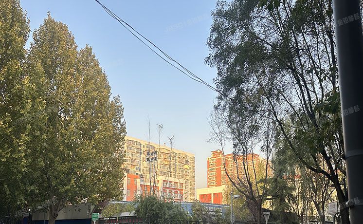 东城区 东花市北里西区18号楼3层1-301