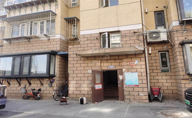 通州区 宋庄镇四海公寓6号楼5层152