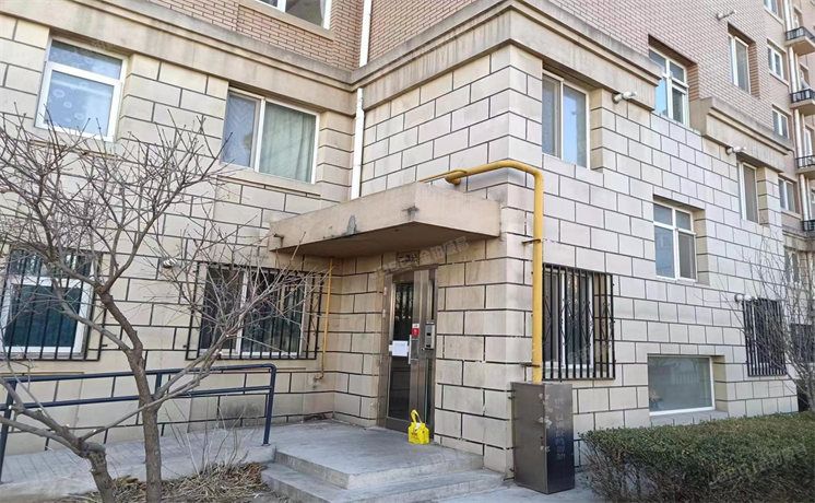 房山区 窦店镇京南嘉园32号楼5层2单元502