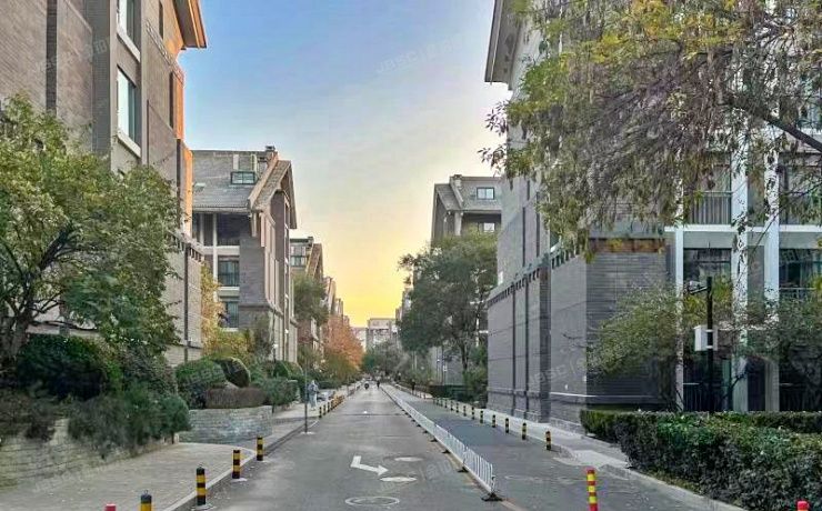 西城区 朱雀门9号楼6层1门601