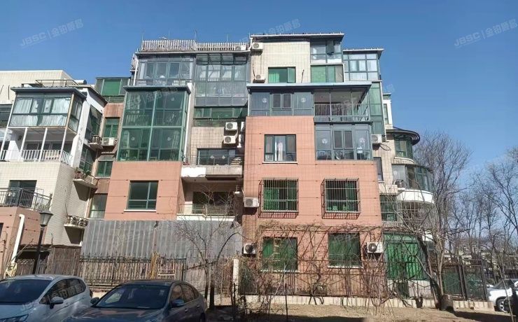 大兴区 月桂庄园19号楼3至4层1-302