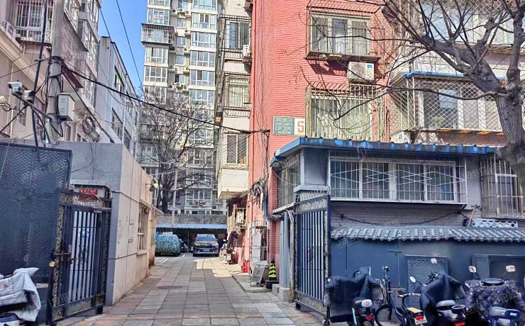 东城区 赵堂子胡同5号楼6层8门601号