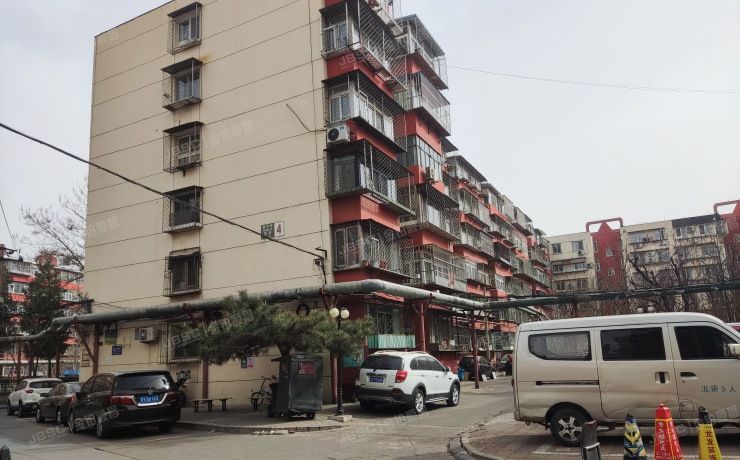 丰台区 新华街四里4号楼3层3-301