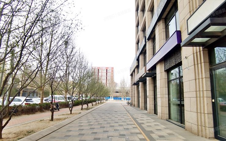 朝阳区 广渠金茂府1号楼1层1-2号 商业