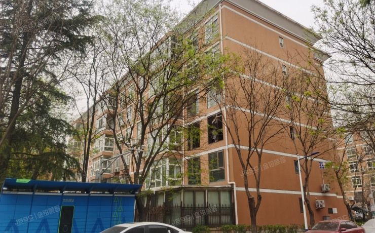 顺义区 馨港庄园三区28号楼6层三单元602