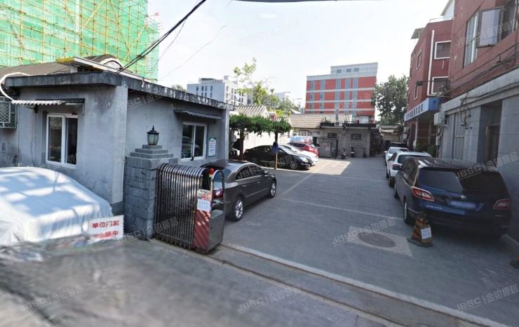 东城区 汪芝麻胡同10号7幢1层 平房