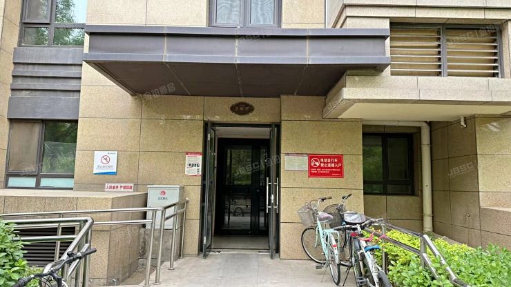 大兴区 兴丰一段新里西斯莱公馆5号楼2单元2702