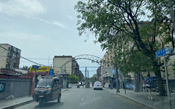 丰台区和义西里四区6号楼5单元502（复式）