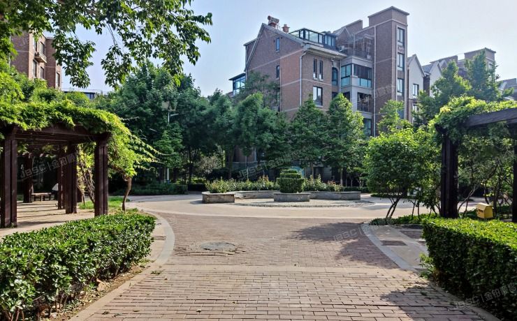 房山区广阳中路1号院二区3号1层3单元102（原香小镇二区）