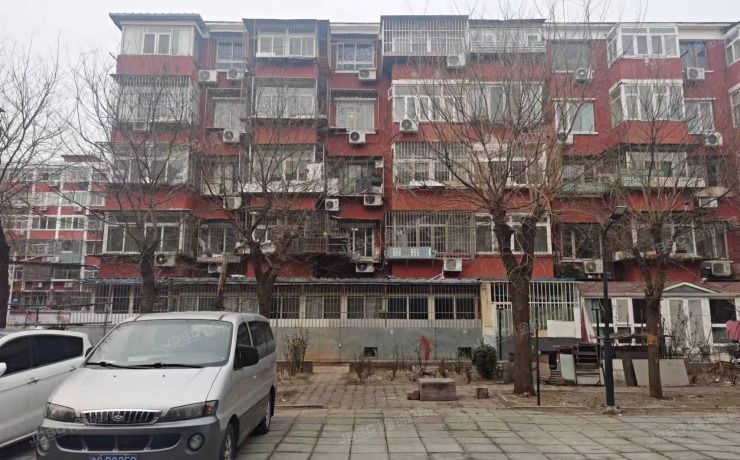 朝阳区管庄西里8号楼2层3单元202