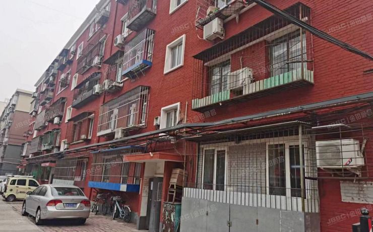 朝阳区管庄西里8号楼2层3单元202