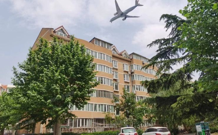 顺义区樱花园三区1号楼3至4层二单元302-402