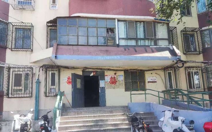 丰台区 苗圃东里8号楼9层905