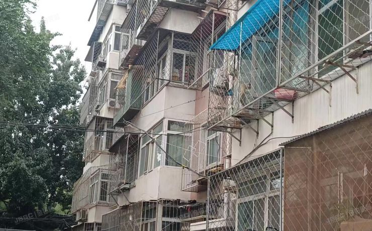 石景山区 古城路30号6层3单元44号 按经适房管理