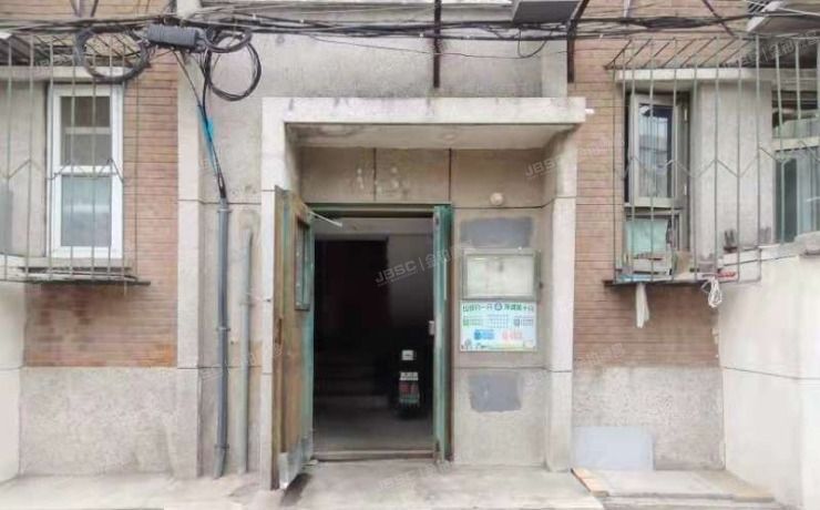 房山区燕山羊耳峪里56号楼1层3-101