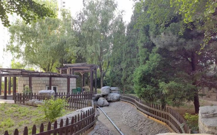 朝阳区南十里居28号院东润景枫7号楼3层3单元3B及E105、E107车位（东润枫景三期）