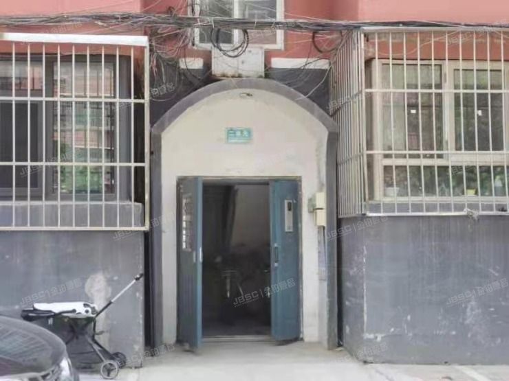 房山区良乡太平庄西里10号楼2层2-202