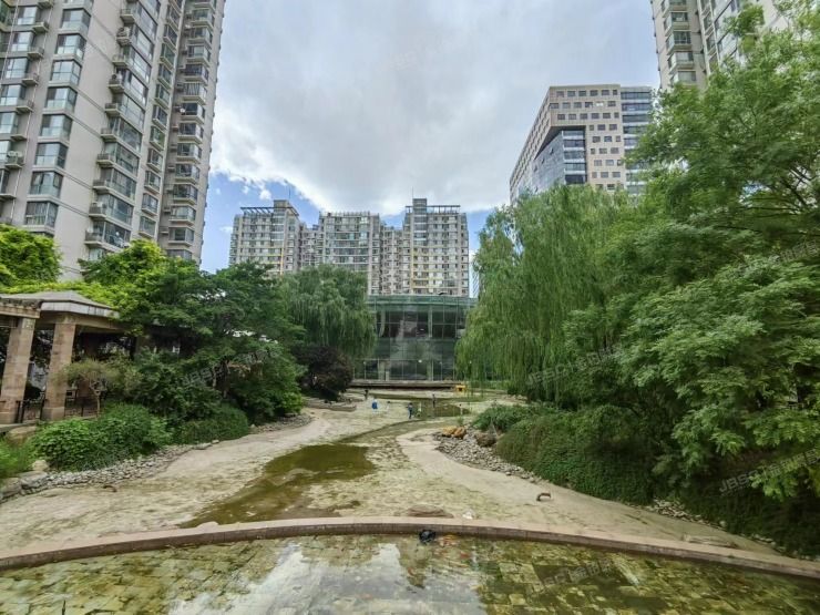 朝阳区广渠门外大街1号院8号楼24层2805（富力城A区）