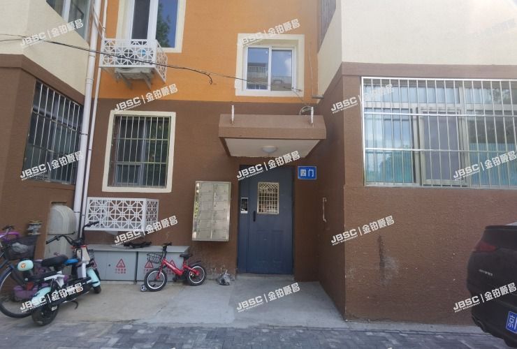 顺义区马坡花园32号楼1层四单元101