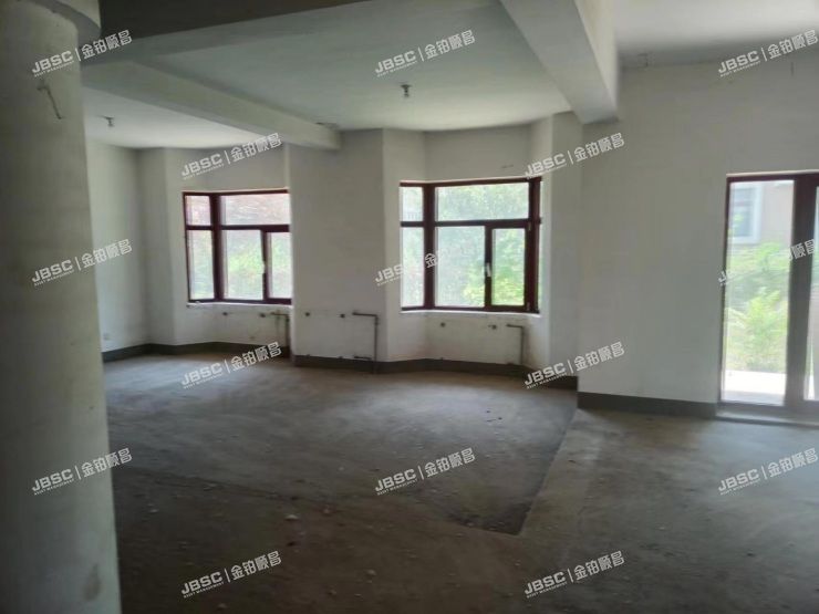 房山区长沟镇九龙泉花园31号楼1至3层（独栋别墅）