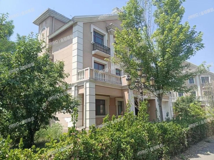 房山区长沟镇九龙泉花园38号楼1至3层（独栋别墅）