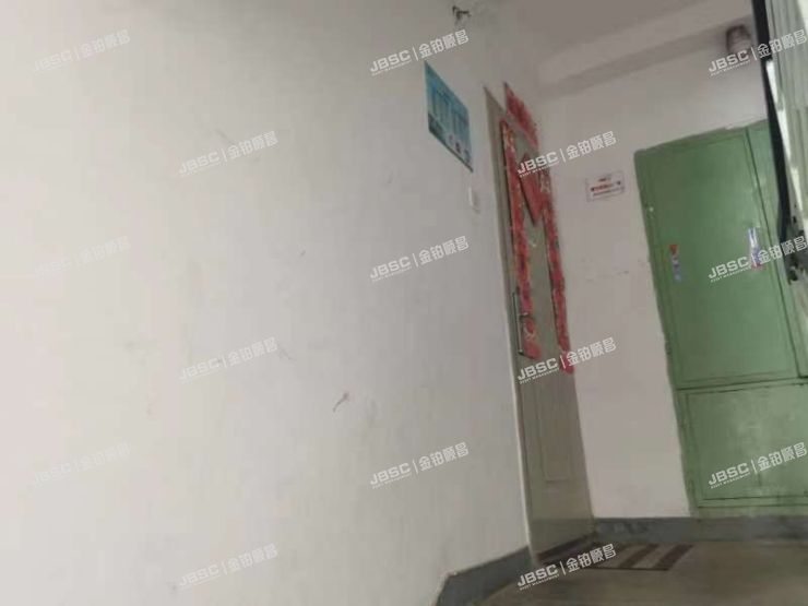 顺义区裕龙花园四区6号楼二单元201室