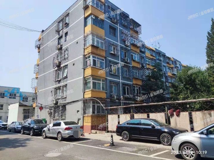 房山区 良乡西潞园二里18号楼1单元201室