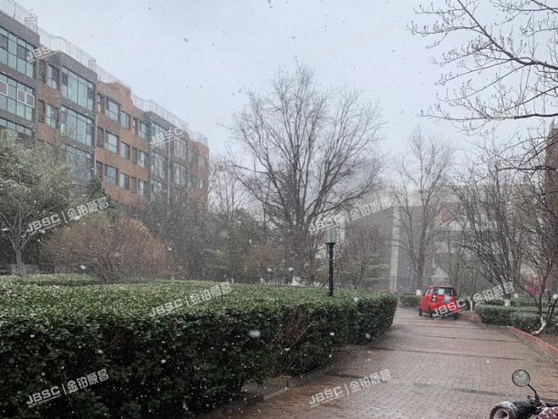 丰台区 光彩路70号院西区5号楼4单元202室（世华水岸）