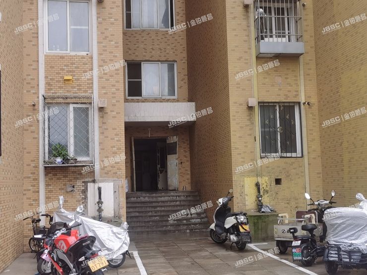 房山区 燕山迎风西里3号楼2008室