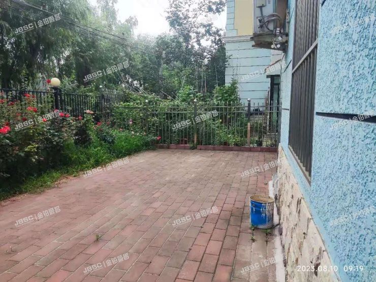 房山区 良乡地区龙华苑32号楼B32-2号（别墅）