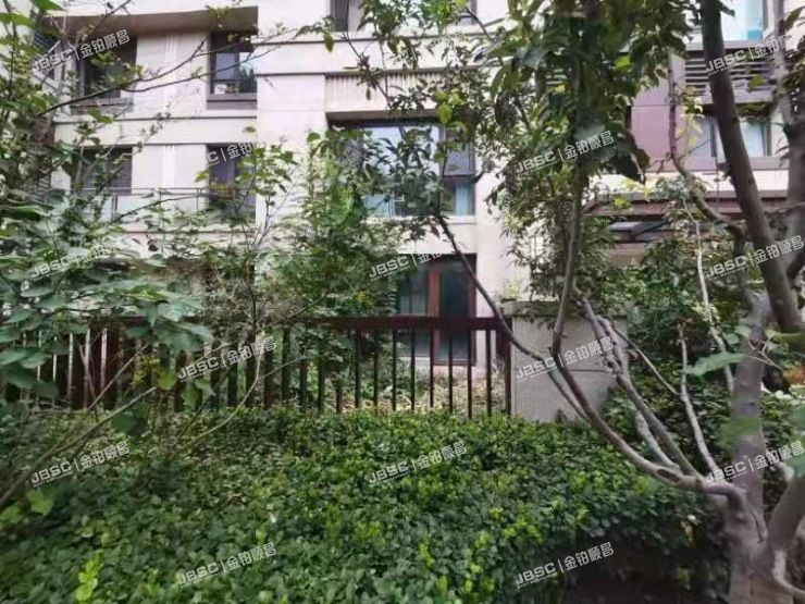 丰台区 长青路88号院40号楼2单元102室（领秀翡翠墅）