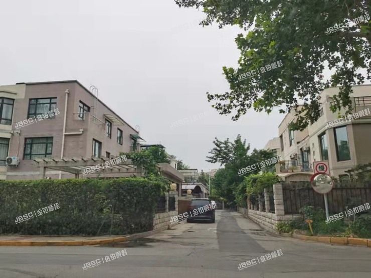 大兴区 经济技术开发区天华园三里二区14号楼1至3层1号（一栋洋房）别墅