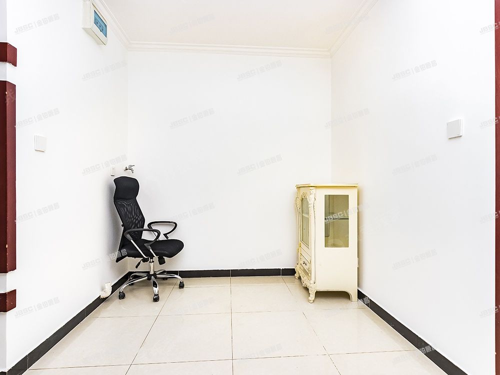 朝阳区 劲松七区712号楼2层10室