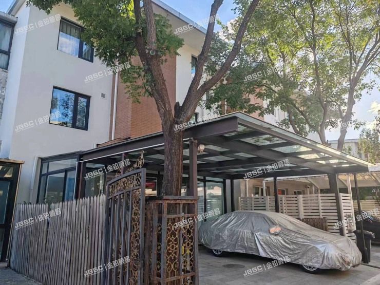 朝阳区 新锦路18号院655号-1至3层（卓锦万代）别墅