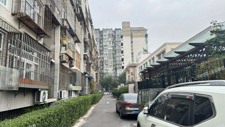 东城区 南竹杆胡同10号楼2单元401室（朝内小区）