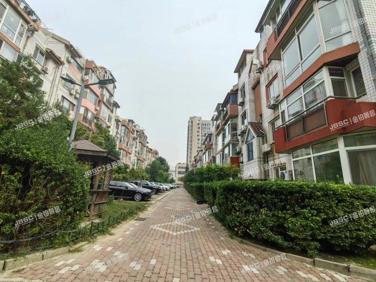 东城区 新中街68号2号楼5至7层5单元302室（聚龙花园）