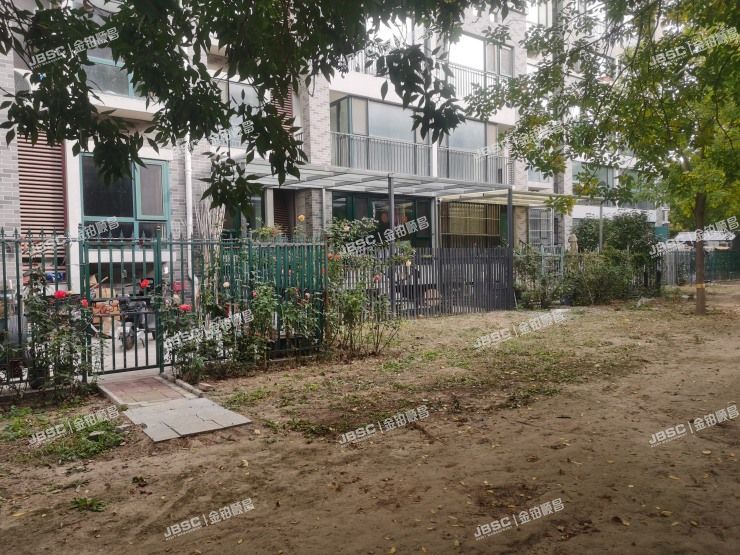 房山区 腾龙家园三区16号楼-1至1层2单元102室