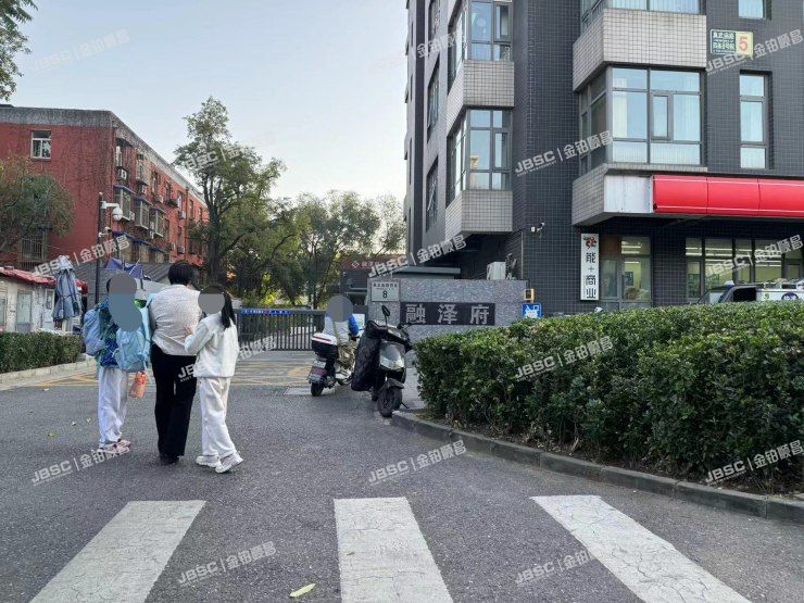 西城区 真武庙路四条8号院6号楼801室（融泽府）