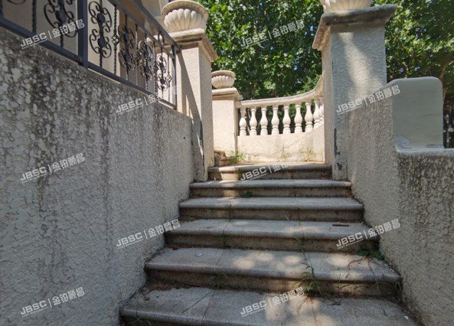 大兴区 隆华大街55号院70号楼-1至2层01室（龙熙瓦德拉玛庄园）